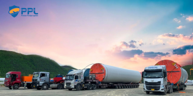 Do you know the safety measures in transporting super-heavy goods?